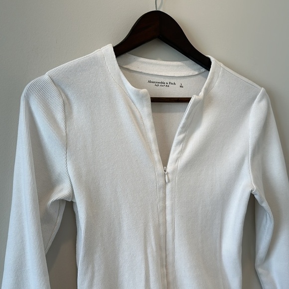 Abercrombie Ribbed White Bodysuit Long Sleeve Basic Capsule Casual Size Large - Picture 3 of 11